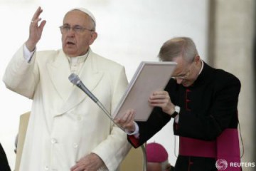 Papa Francisc, „siderat“ de violenţele de la Washington
